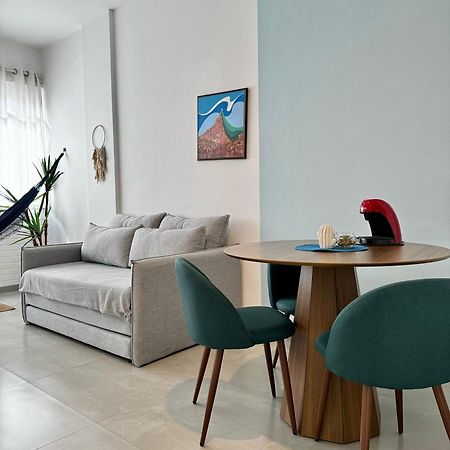 Copacabana Beach! Aconchegante apartamento na quadra da praia. Rio de Janeiro Exterior foto