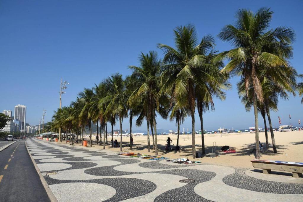 Copacabana Beach! Aconchegante apartamento na quadra da praia. Rio de Janeiro Exterior foto